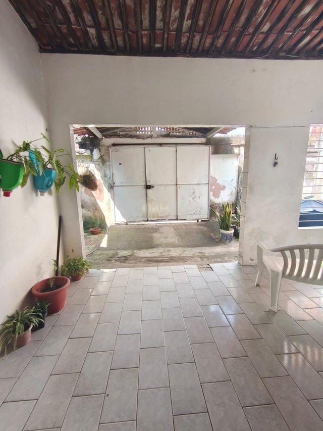 LOCAÇÃO DE CASA COM VAGA DE GARAGEM   VALE DAS PEDREIRAS-CAMARAGIBE Rua Turmalina Camaragibe - 