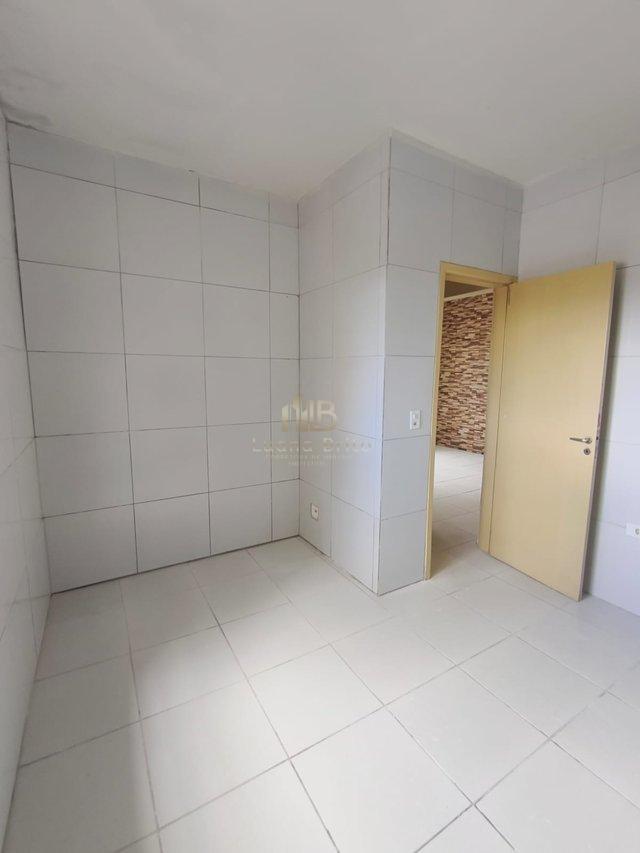 CASA A VENDA 2 QUARTOS NO BAIRRO DOS ESTADOS Rua Paulo de Frontin Camaragibe - 