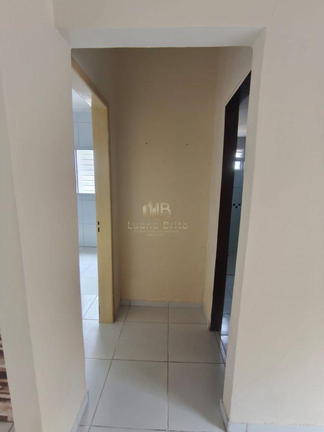 CASA A VENDA 2 QUARTOS NO BAIRRO DOS ESTADOS Rua Paulo de Frontin Camaragibe - 