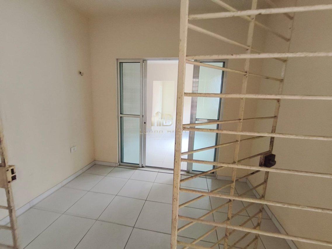 CASA A VENDA 2 QUARTOS NO BAIRRO DOS ESTADOS Rua Paulo de Frontin Camaragibe - 