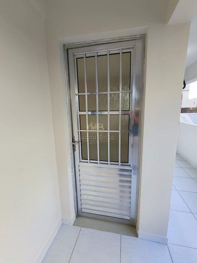 VENDO APARTAMENTO REFORMADO EM SÃO LOURENÇO Rua Esmeraldino Bandeira São Lourenço da Mata - 