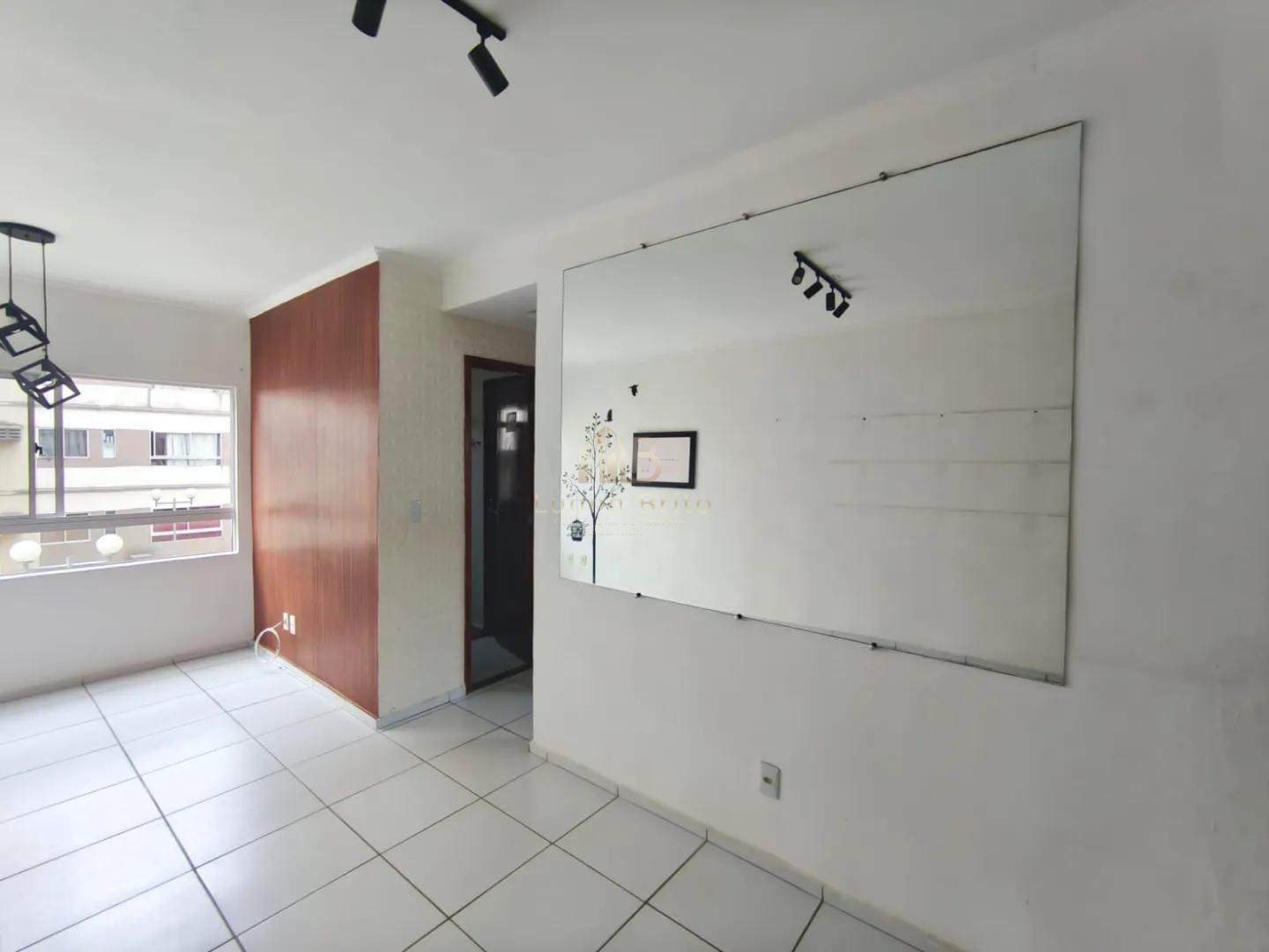 ALUGO APARTAMENTO PRIMEIRO ANDAR COM PISCINA EM S&Atilde;O LOUREN&Ccedil;O Avenida Doutor Paulo Petribu São Lourenço da Mata - 