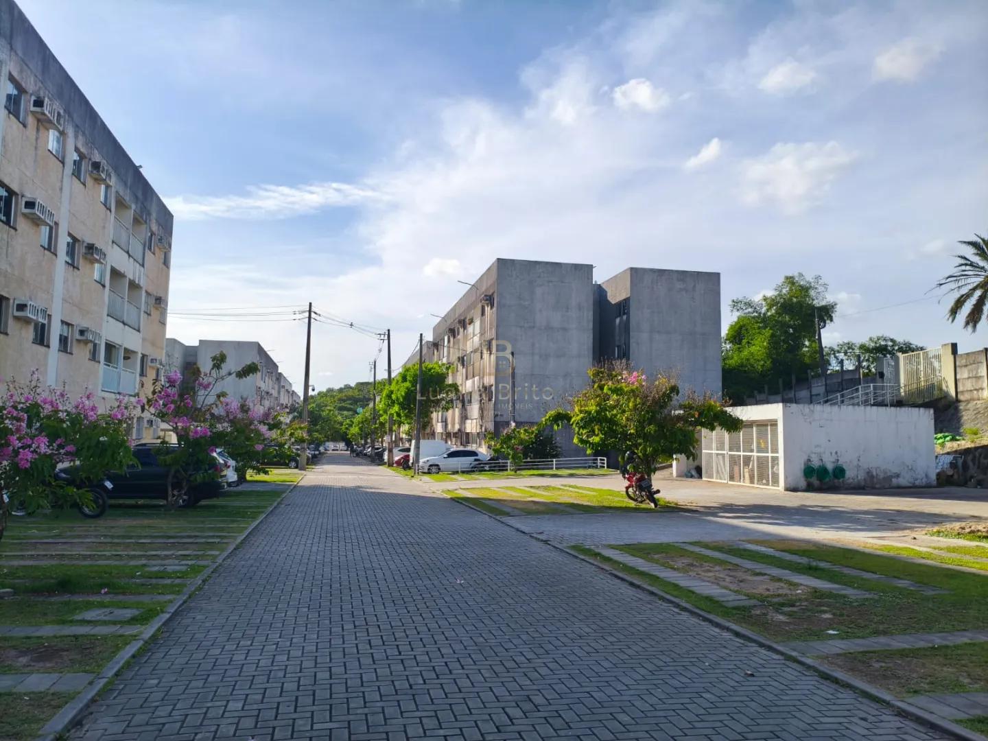 ALUGO APARTAMENTO SEMI MOBILIADO EM S&Atilde;O LOUREN&Ccedil;O Rodovia Br-408 São Lourenço da Mata - 