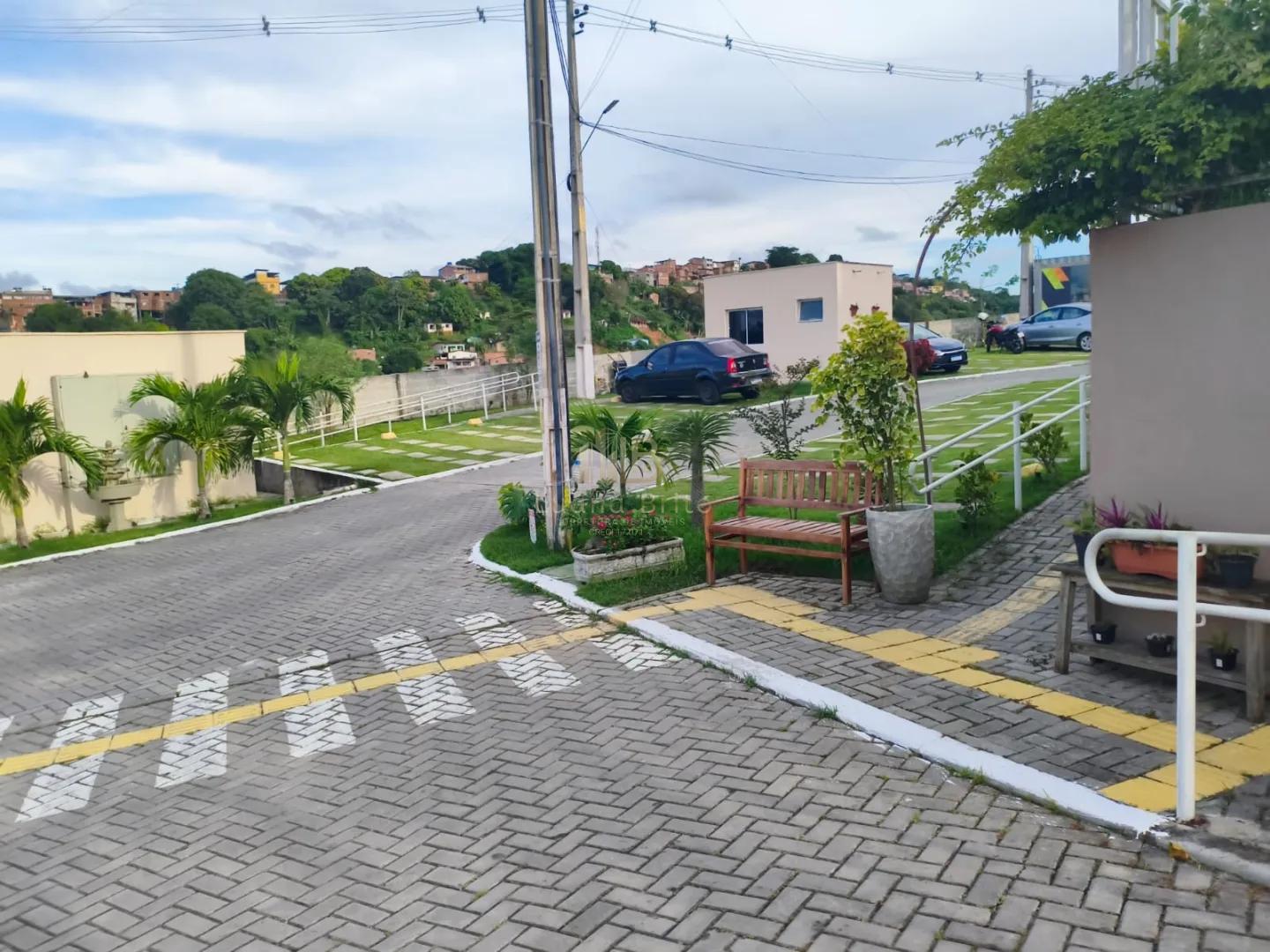 LOCA&Ccedil;&Atilde;O DE APARTAMENTO TERCEIRO ANDAR COM VARANDA Rua Barão de Caruaru São Lourenço da Mata - 