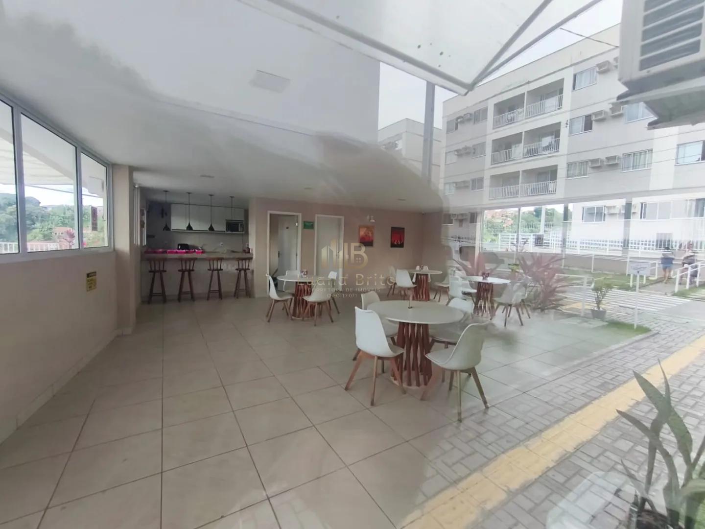 LOCA&Ccedil;&Atilde;O DE APARTAMENTO TERCEIRO ANDAR COM VARANDA Rua Barão de Caruaru São Lourenço da Mata - 