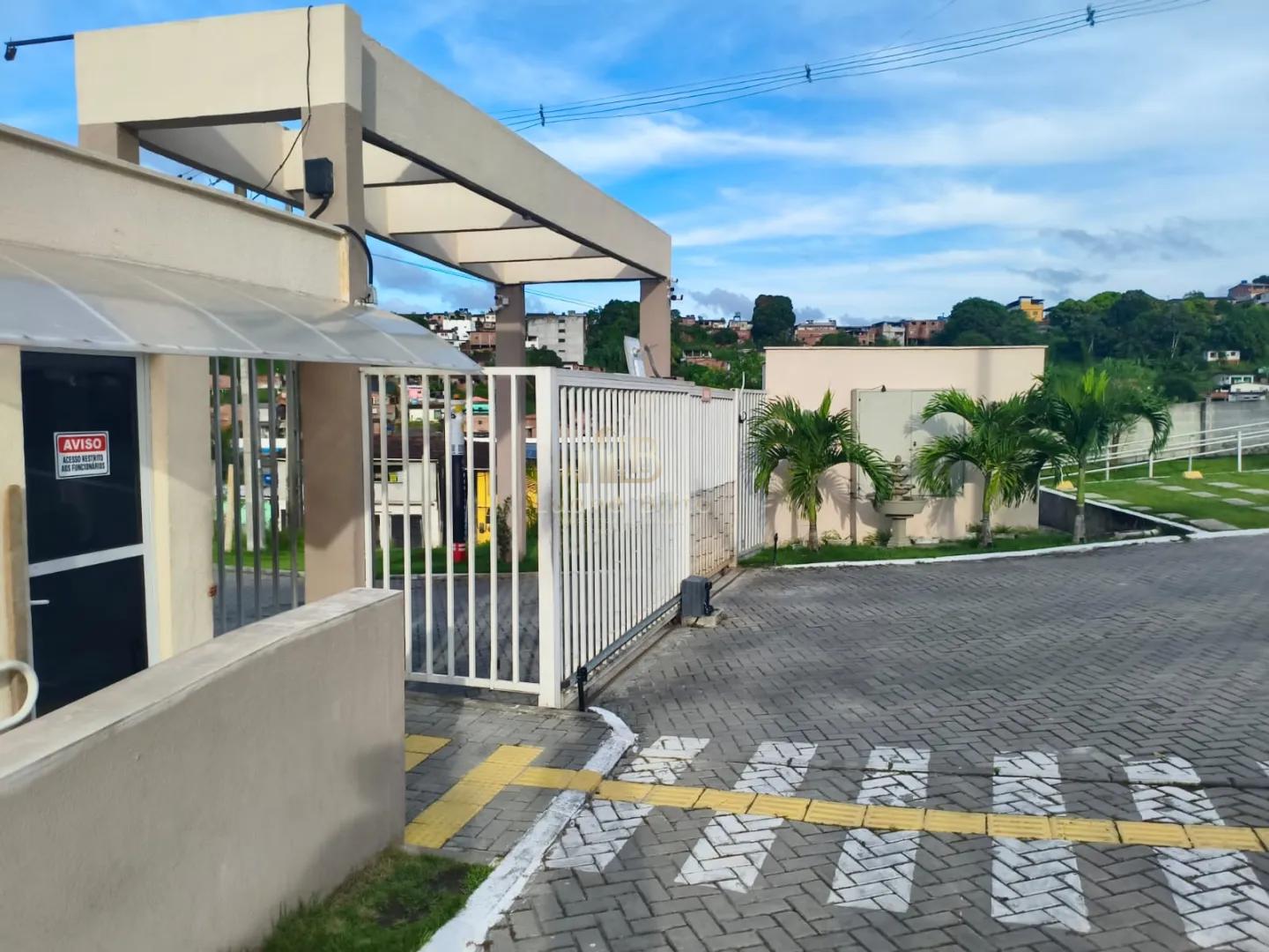 LOCA&Ccedil;&Atilde;O DE APARTAMENTO TERCEIRO ANDAR COM VARANDA Rua Barão de Caruaru São Lourenço da Mata - 