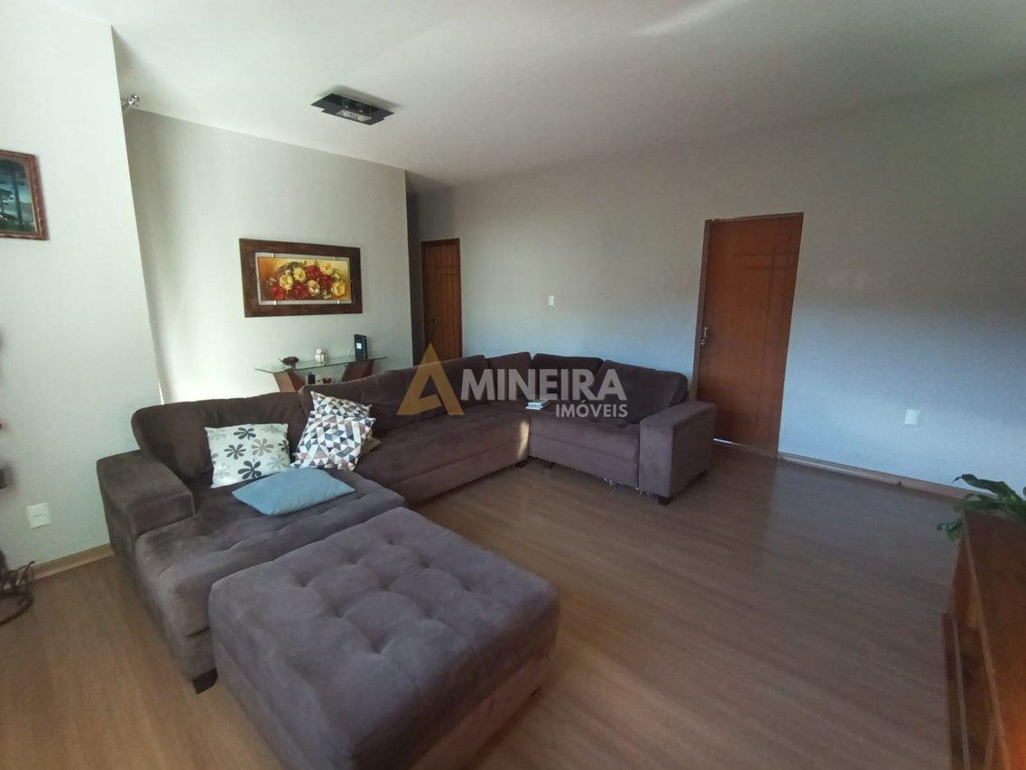 Casa de 3 quartos (2 casas independente)– Bairro Marajó - Belo Horizonte - 
