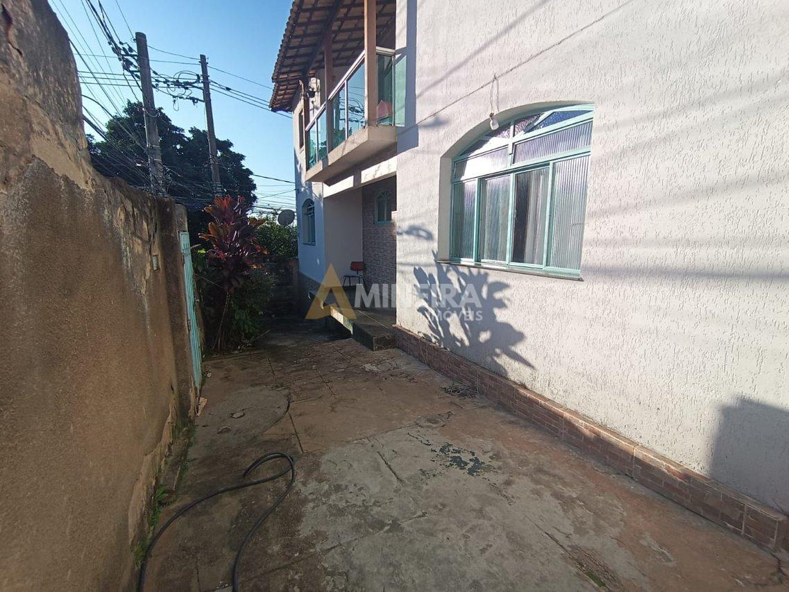 Casa de 3 quartos (2 casas independente)– Bairro Marajó - Belo Horizonte - 