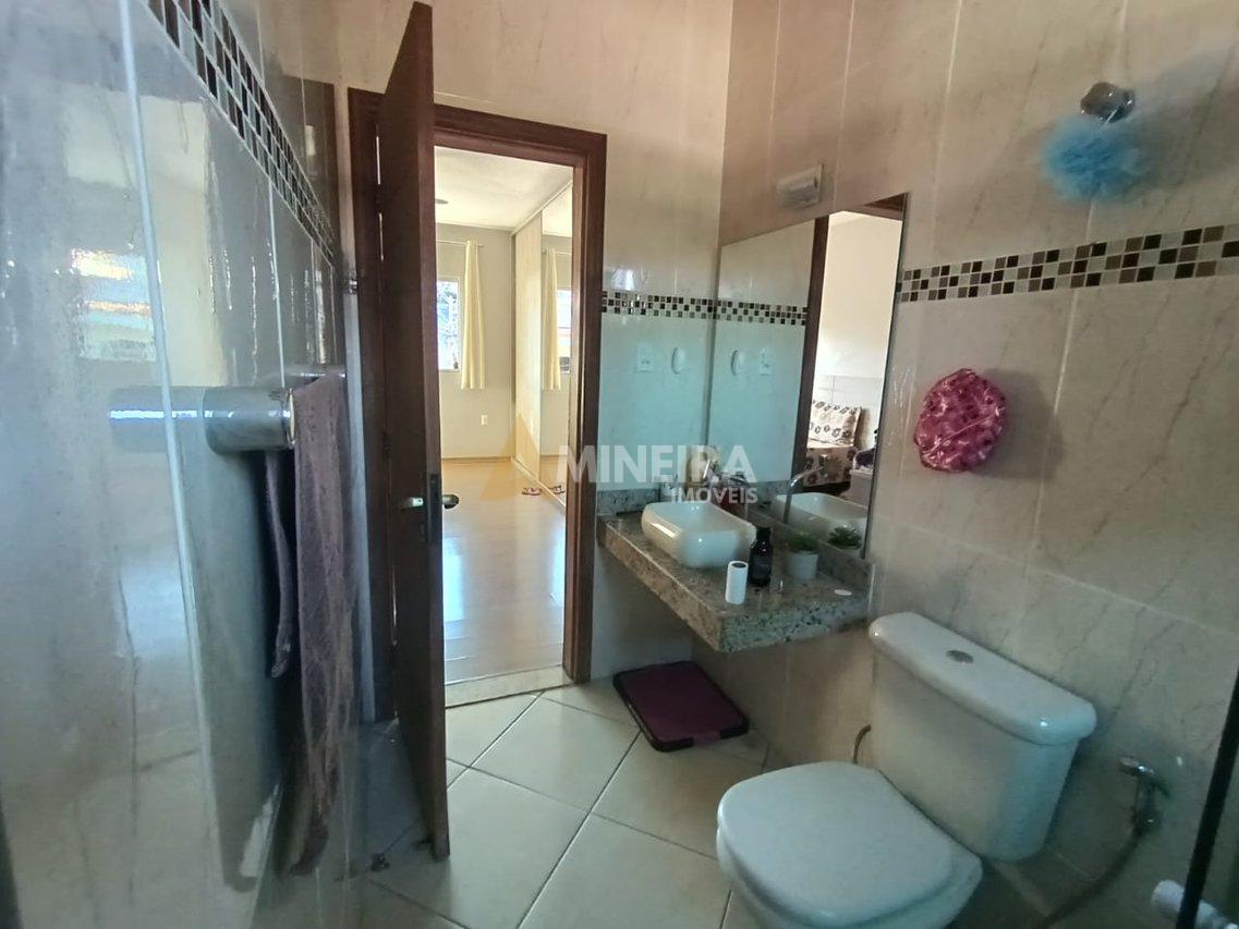Casa de 3 quartos (2 casas independente)– Bairro Marajó - Belo Horizonte - 
