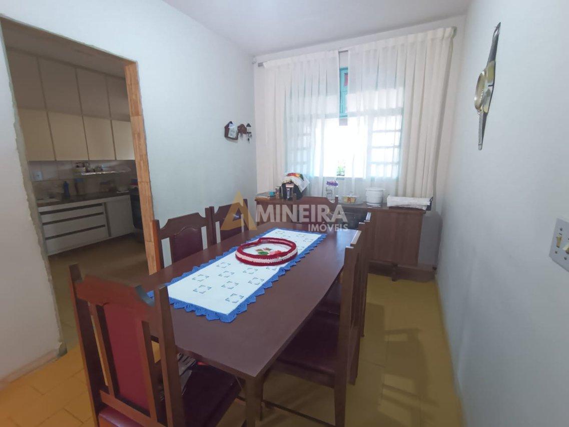 Casa de 3 quartos (2 casas independente)– Bairro Marajó - Belo Horizonte - 