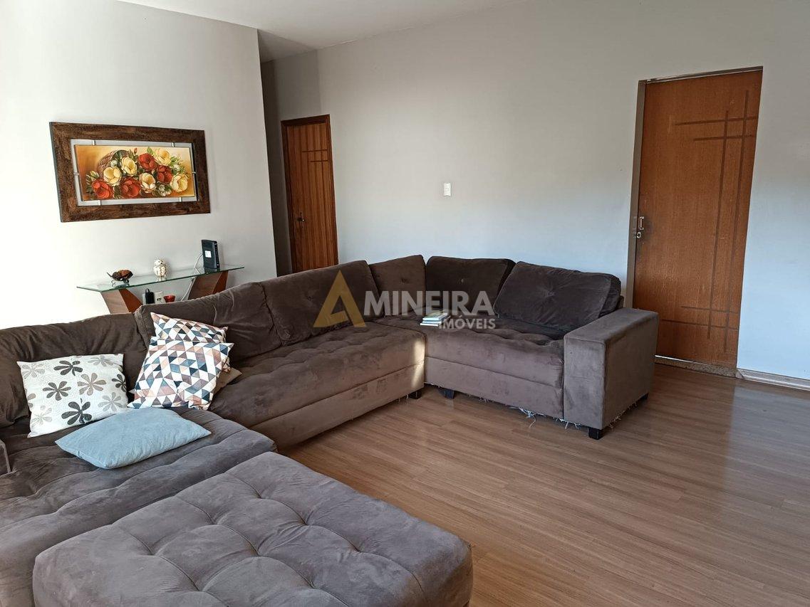 Casa de 3 quartos (2 casas independente)– Bairro Marajó - Belo Horizonte - 