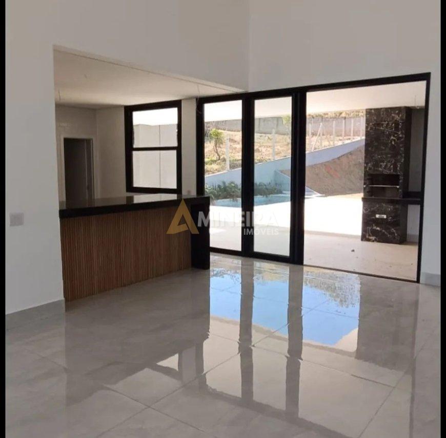 Casa em 4 quartos - Condomínio Resid. Boulevard, Lagoa Santa - Lagoa Santa - 