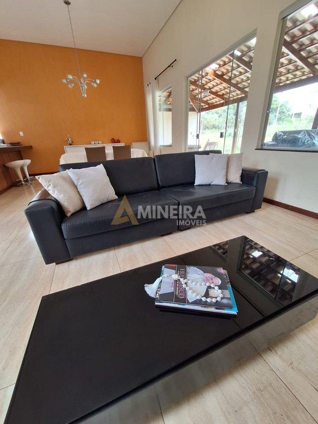Casa de Condomínio com 3 Quartos e 3 banheiros -  Toda plana - 170 mt² por R$ 1.050.000,00 Rua dos Embaixadores Nova Lima - 