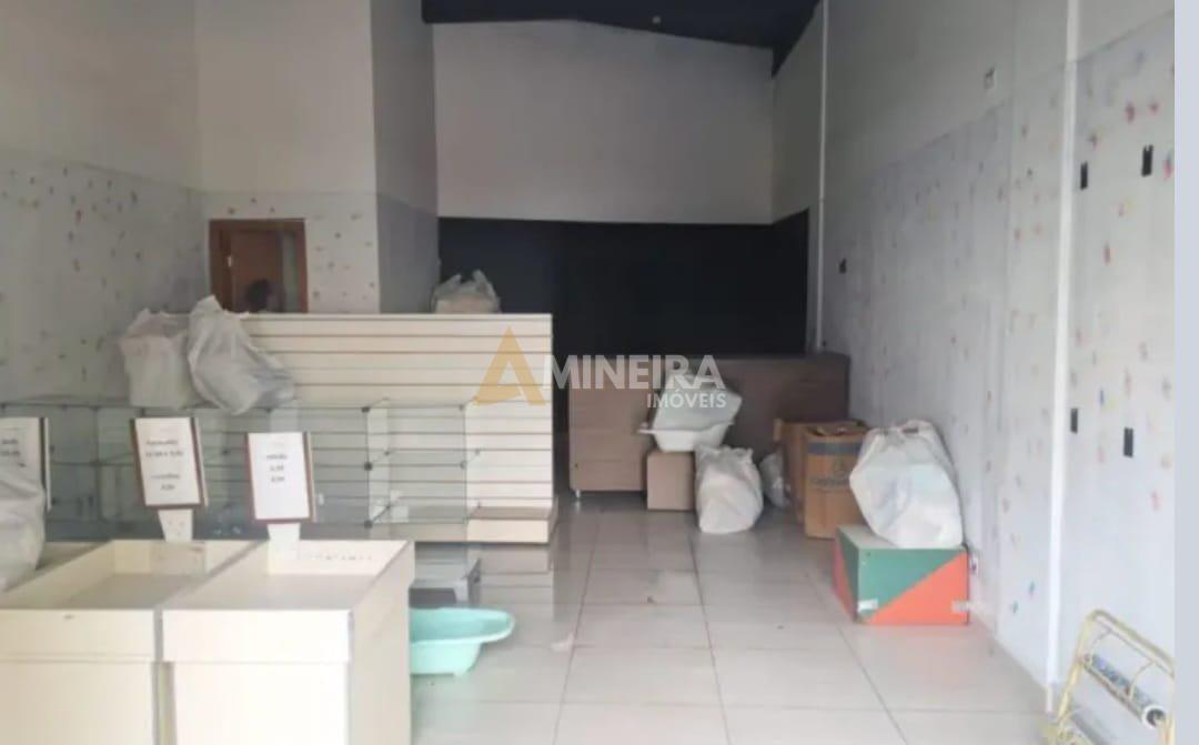 Ponto Comercial e 1 banheiro - 50 mT² - R$ 1.500/Mês - Belo Horizonte - 