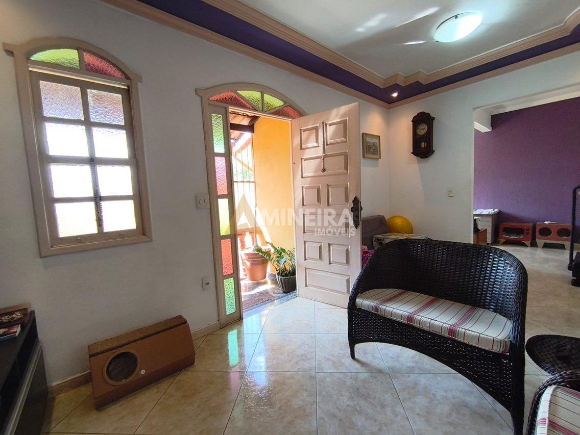 Casa 5 quartos c/ suite - Com habite-se - Bairro Santa Maria, Belo Hte Rua João Alphonsus Belo Horizonte - 