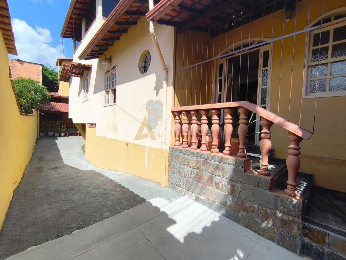 Casa 5 quartos c/ suite - Com habite-se - Bairro Santa Maria, Belo Hte Rua João Alphonsus Belo Horizonte - 