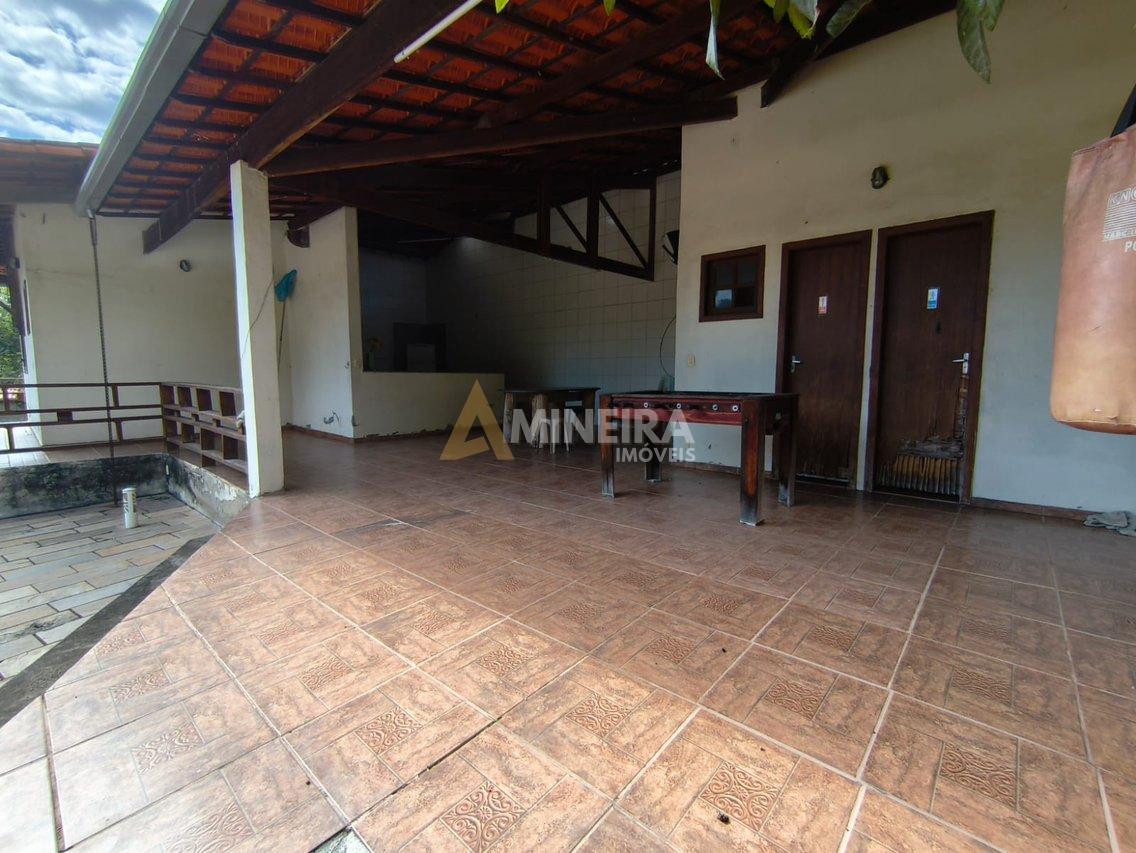 Casa 5 quartos, 3 suítes, piscina, área verde - 3.000mt² - Cond. Vale do Ouro Alameda dos Tangarás Ribeirão das Neves - 