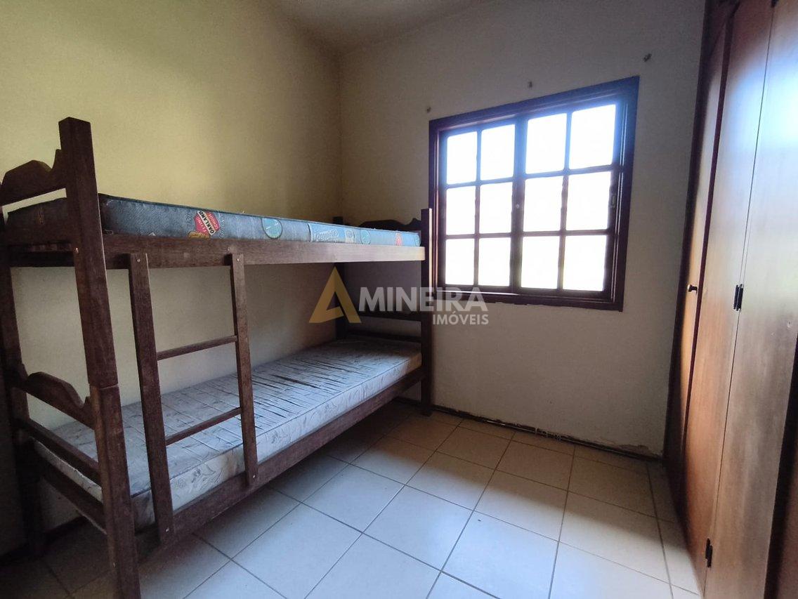 Casa 5 quartos, 3 suítes, piscina, área verde - 3.000mt² - Cond. Vale do Ouro Alameda dos Tangarás Ribeirão das Neves - 