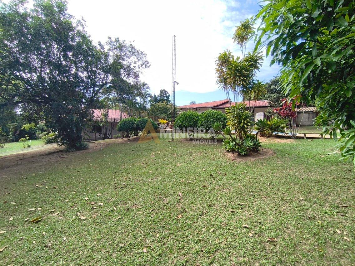 Casa 5 quartos, 3 suítes, piscina, área verde - 3.000mt² - Cond. Vale do Ouro Alameda dos Tangarás Ribeirão das Neves - 