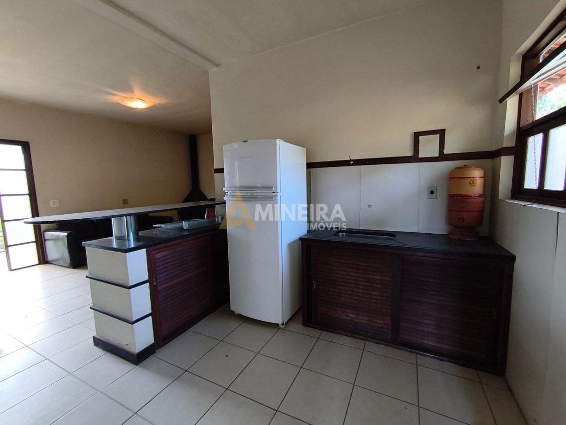 Casa 5 quartos, 3 suítes, piscina, área verde - 3.000mt² - Cond. Vale do Ouro Alameda dos Tangarás Ribeirão das Neves - 