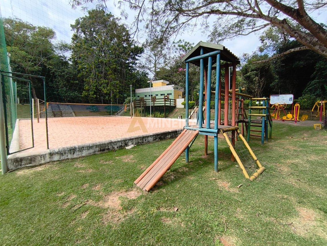 Casa 5 quartos, 3 suítes, piscina, área verde - 3.000mt² - Cond. Vale do Ouro Alameda dos Tangarás Ribeirão das Neves - 