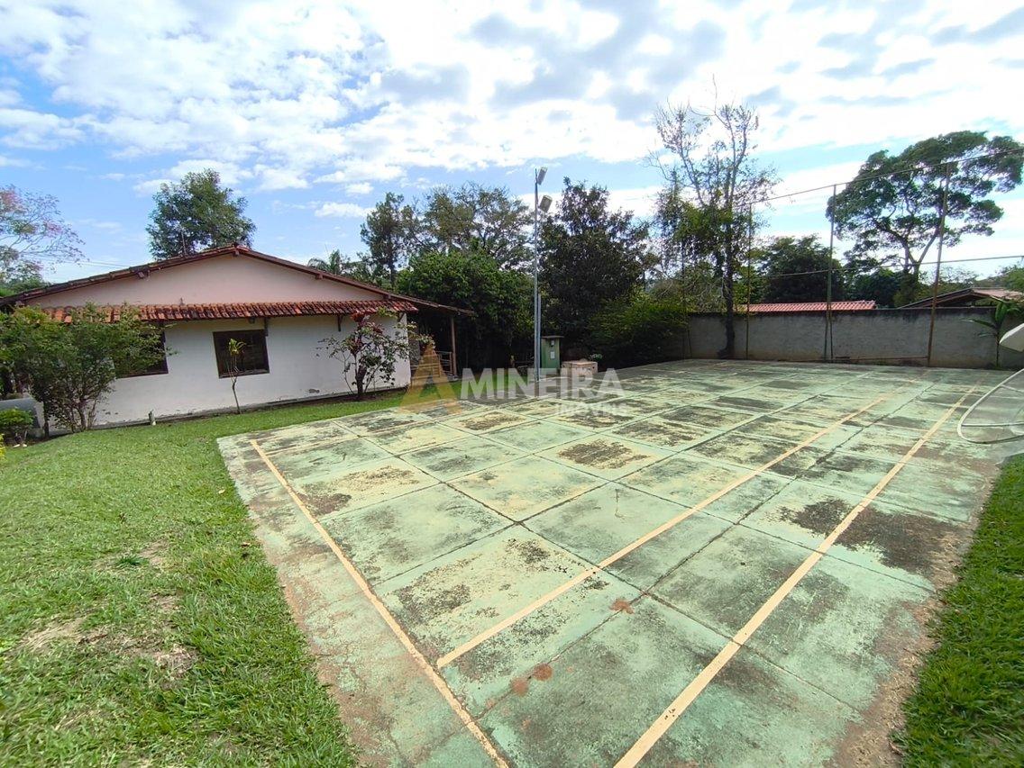 Casa 5 quartos, 3 suítes, piscina, área verde - 3.000mt² - Cond. Vale do Ouro Alameda dos Tangarás Ribeirão das Neves - 
