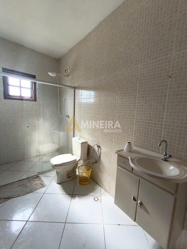 Casa 5 quartos, 3 suítes, piscina, área verde - 3.000mt² - Cond. Vale do Ouro Alameda dos Tangarás Ribeirão das Neves - 