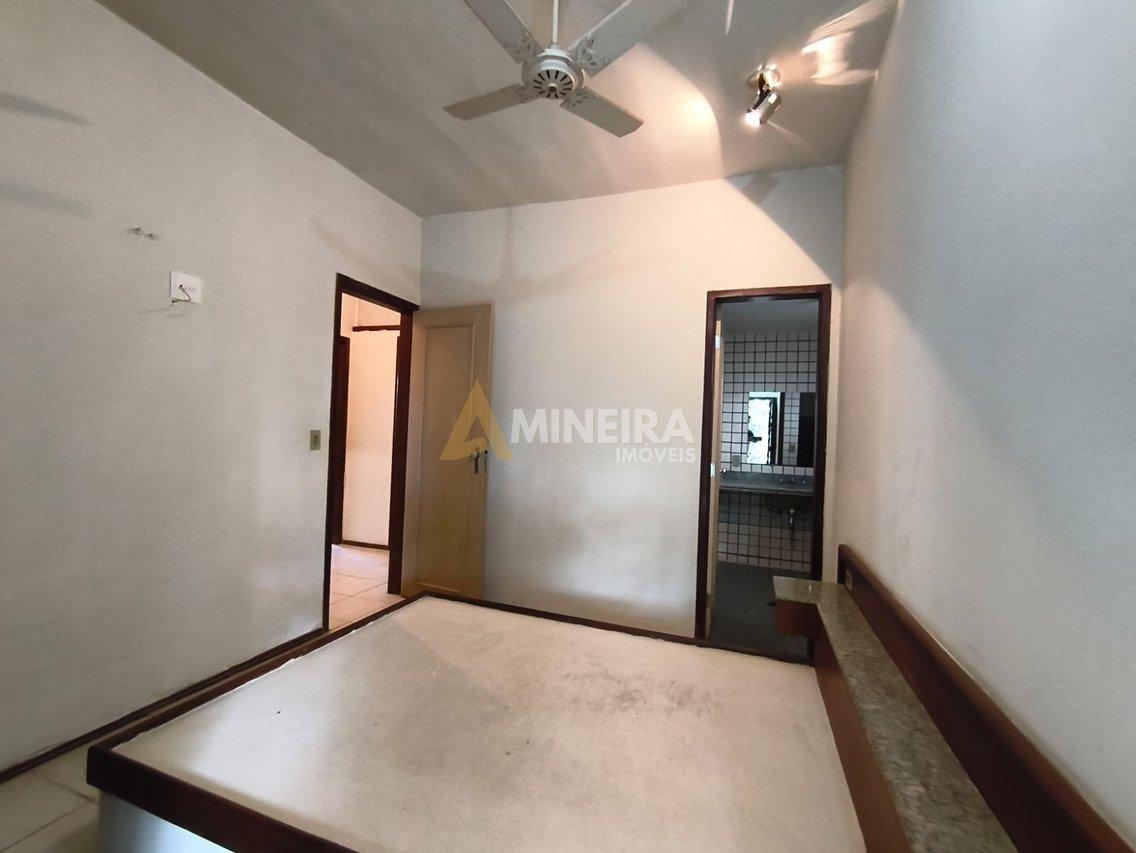 Casa 5 quartos, 3 suítes, piscina, área verde - 3.000mt² - Cond. Vale do Ouro Alameda dos Tangarás Ribeirão das Neves - 