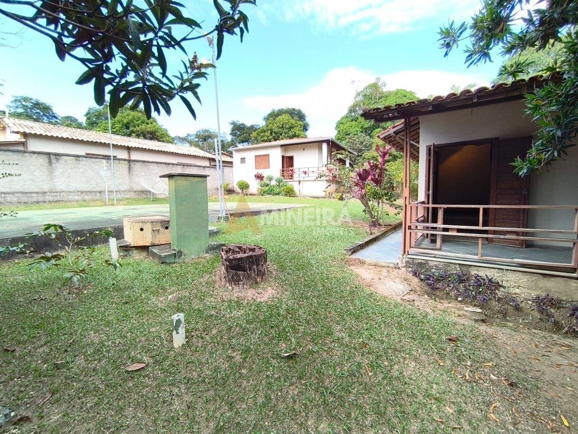 Casa 5 quartos, 3 suítes, piscina, área verde - 3.000mt² - Cond. Vale do Ouro Alameda dos Tangarás Ribeirão das Neves - 