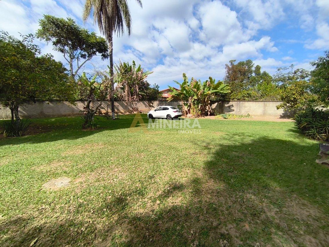 Casa 5 quartos, 3 suítes, piscina, área verde - 3.000mt² - Cond. Vale do Ouro Alameda dos Tangarás Ribeirão das Neves - 