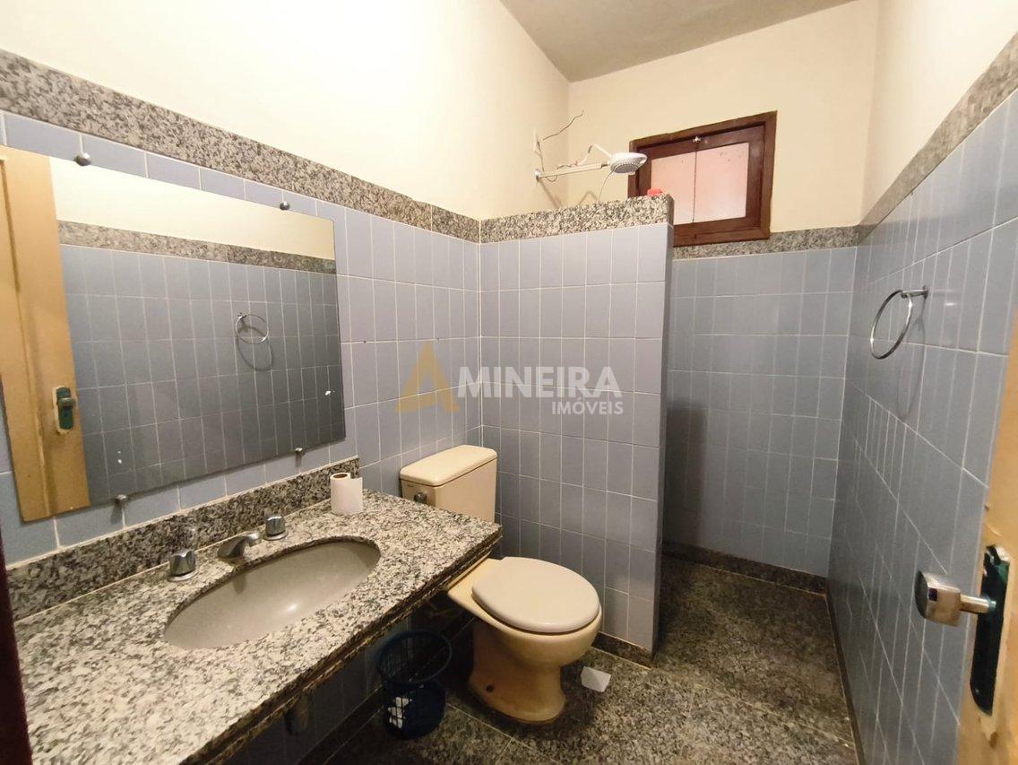 Casa 5 quartos, 3 suítes, piscina, área verde - 3.000mt² - Cond. Vale do Ouro Alameda dos Tangarás Ribeirão das Neves - 