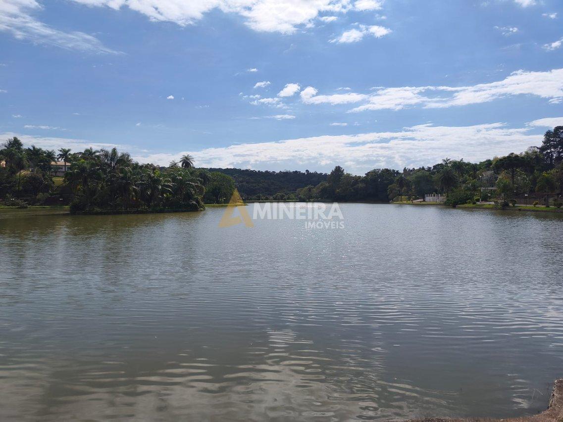 Casa 5 quartos, 3 suítes, piscina, área verde - 3.000mt² - Cond. Vale do Ouro Alameda dos Tangarás Ribeirão das Neves - 