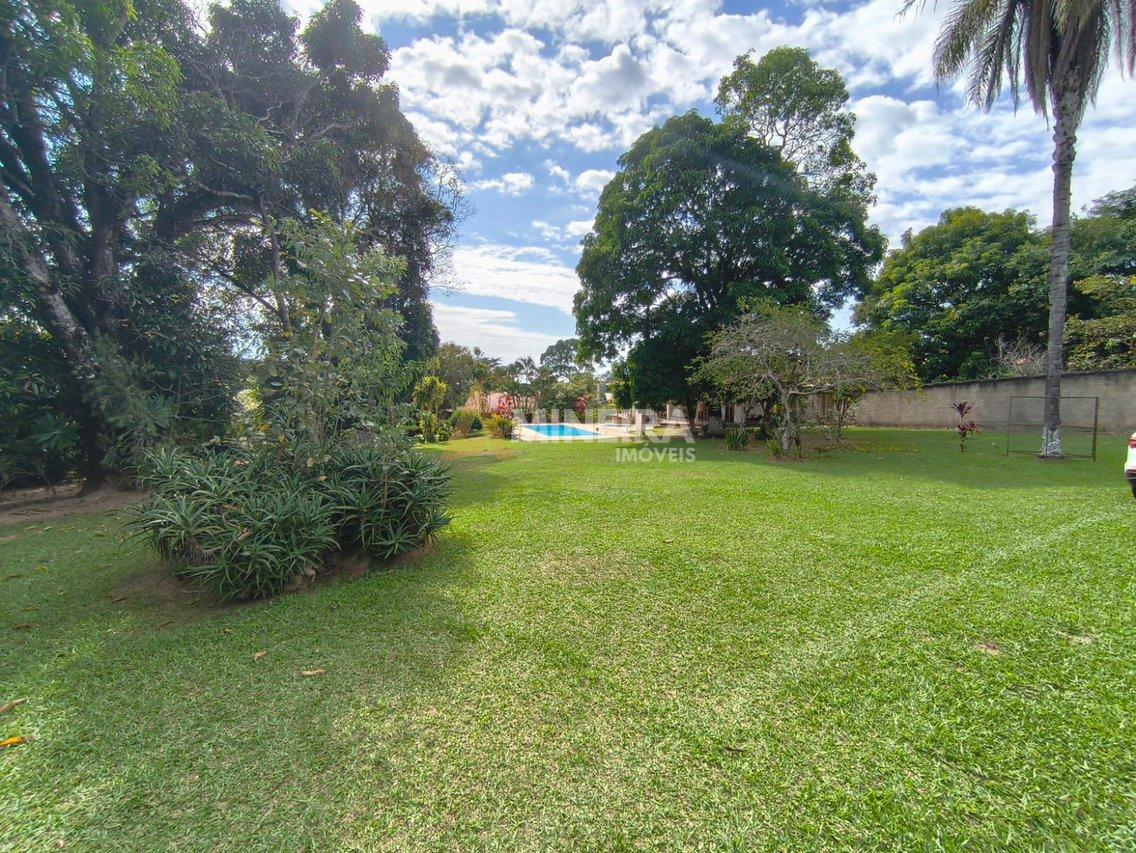 Casa 5 quartos, 3 suítes, piscina, área verde - 3.000mt² - Cond. Vale do Ouro Alameda dos Tangarás Ribeirão das Neves - 