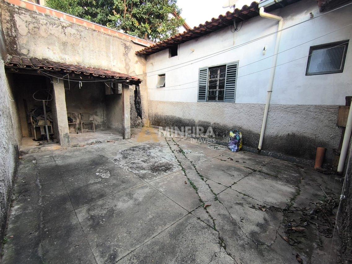 Casa 4 Quartos c/3 suíte - mt² - Bairro Caiçara- BH  Belo Horizonte - 