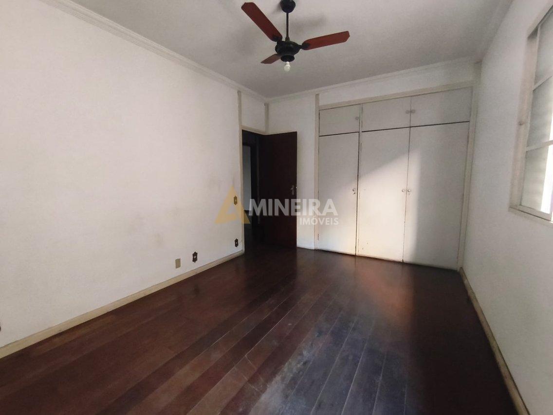 Casa 4 Quartos c/3 suíte - mt² - Bairro Caiçara- BH  Belo Horizonte - 
