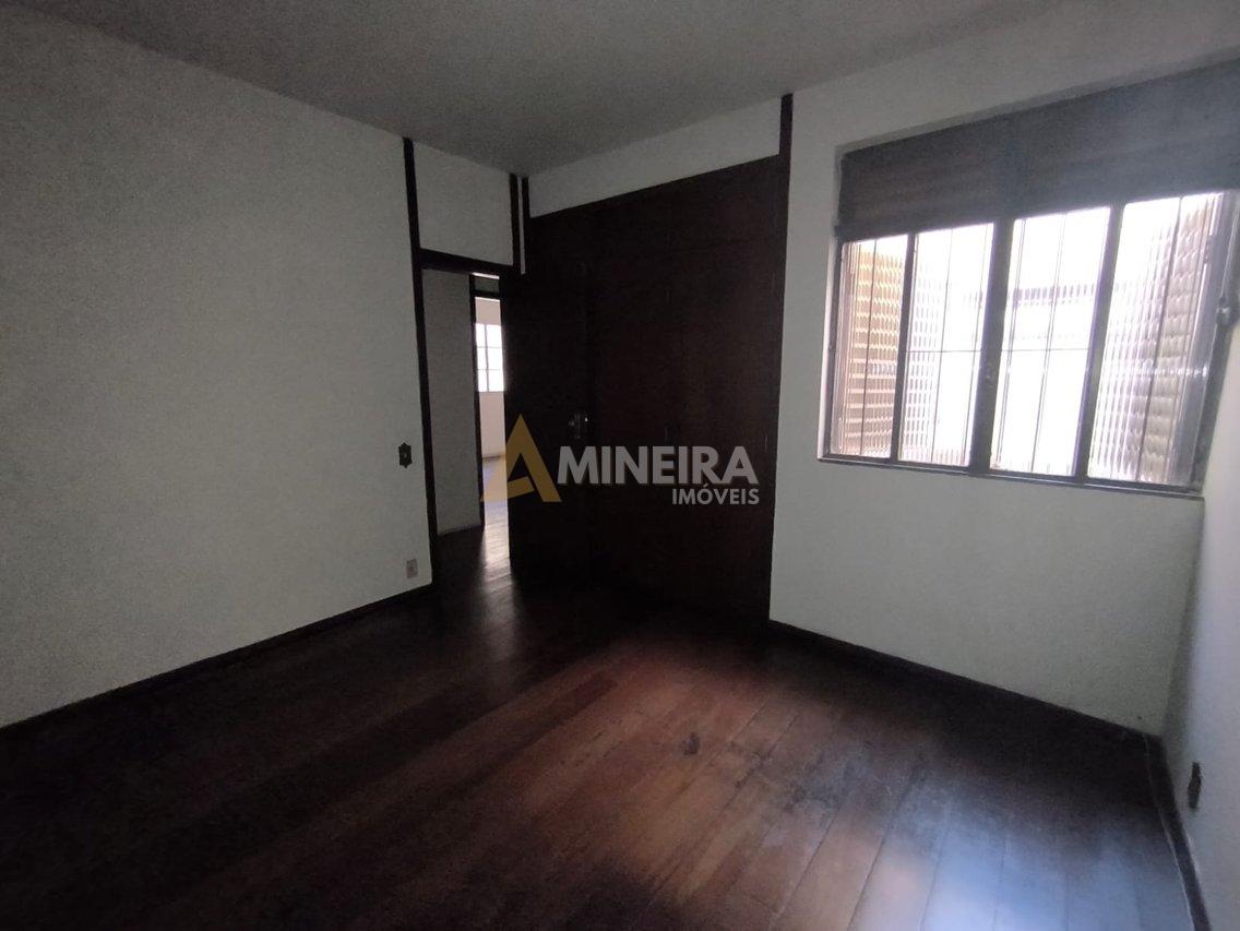 Casa 4 Quartos c/3 suíte - mt² - Bairro Caiçara- BH  Belo Horizonte - 