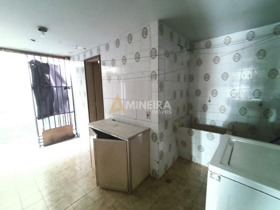 Casa 4 Quartos c/3 suíte - mt² - Bairro Caiçara- BH  Belo Horizonte - 