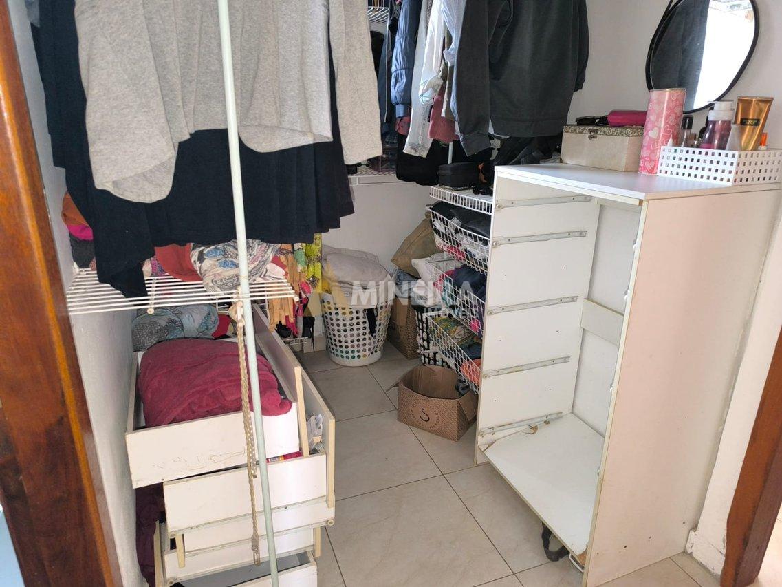 CASA A VENDA COM 3QTOS, SENDO 1 SUITE, VERANDA - 171MT² - BAIRRO HAVAÍ - BH RUA MARIA BEATRIZ Belo Horizonte - 