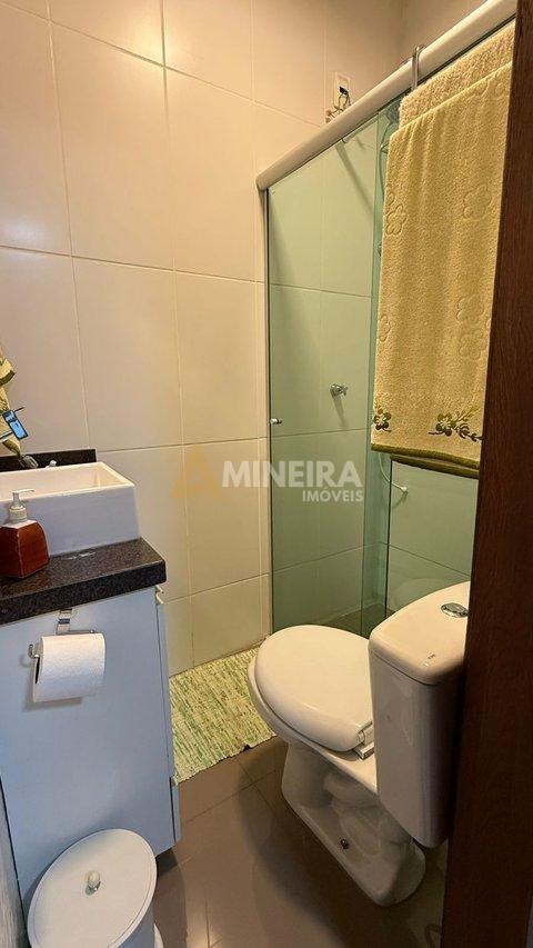 CASA A VENDA COM 3QTOS, SENDO 1 SUITE, VERANDA - 171MT² - BAIRRO HAVAÍ - BH RUA MARIA BEATRIZ Belo Horizonte - 