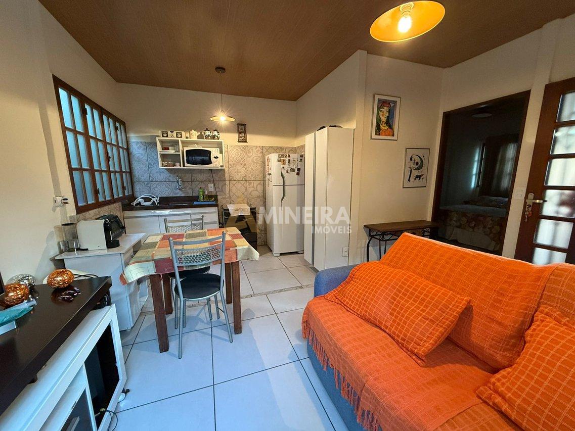 CASA A VENDA COM 3QTOS, SENDO 1 SUITE, VERANDA - 171MT² - BAIRRO HAVAÍ - BH RUA MARIA BEATRIZ Belo Horizonte - 