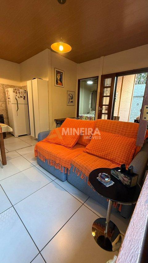 CASA A VENDA COM 3QTOS, SENDO 1 SUITE, VERANDA - 171MT² - BAIRRO HAVAÍ - BH RUA MARIA BEATRIZ Belo Horizonte - 