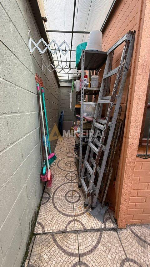 CASA A VENDA COM 3QTOS, SENDO 1 SUITE, VERANDA - 171MT² - BAIRRO HAVAÍ - BH RUA MARIA BEATRIZ Belo Horizonte - 