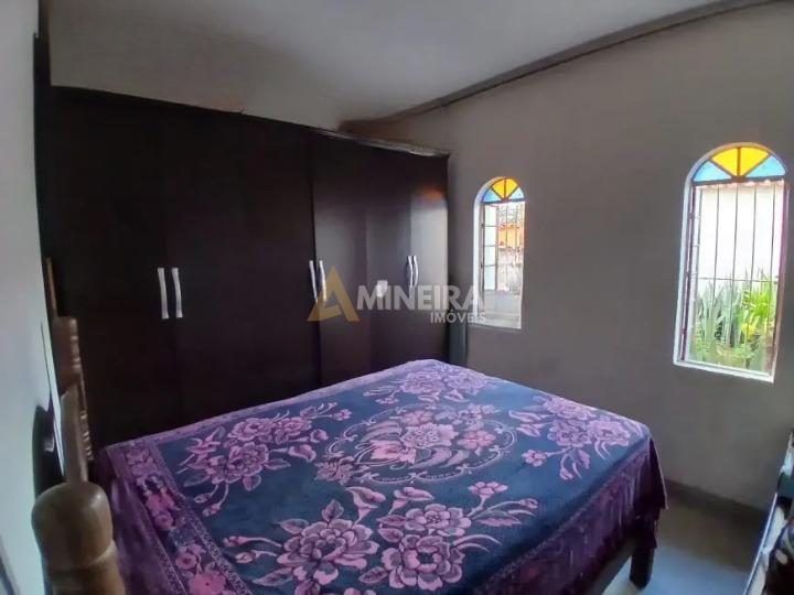 Casa com 3 Quartos, 2 banheiros à Venda, 360 m² por R$ 600.000  Belo Horizonte - 