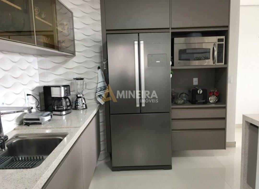 Apartamento 3 quartos com suite, 2 banheiros - 100mt² - B. Belvedere – BH Rua Desembargador Jorge Fontana Belo Horizonte - 