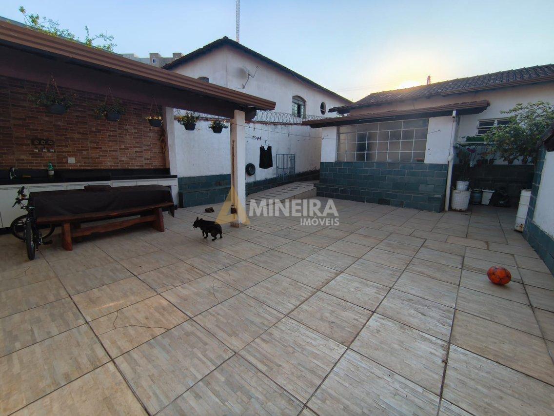 Casa com 4 Quartos, sendo 1 suites - 5 banheiros -528mt²- Bairro Palmeiras -R$1.300.000,00 Rua José Gualberto Belo Horizonte - 