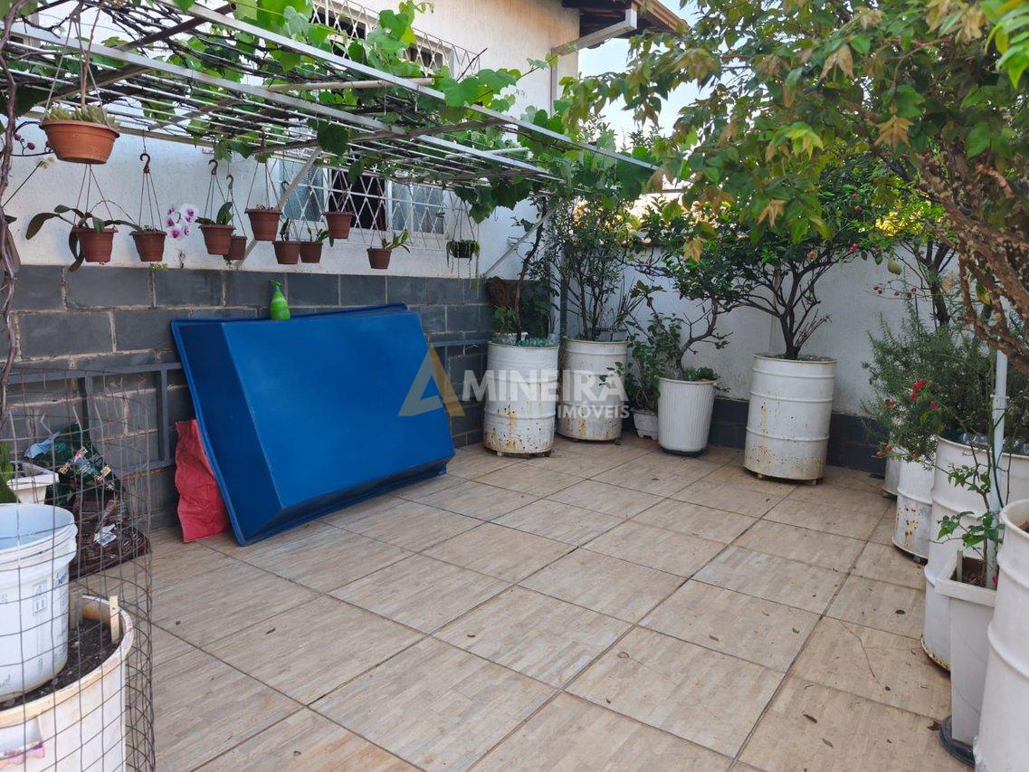 Casa com 4 Quartos, sendo 1 suites - 5 banheiros -528mt²- Bairro Palmeiras -R$1.300.000,00 Rua José Gualberto Belo Horizonte - 