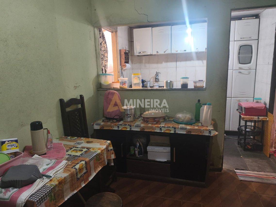Casa a venda no Bairro Marajo/BH RUA MULUNGU Belo Horizonte - 