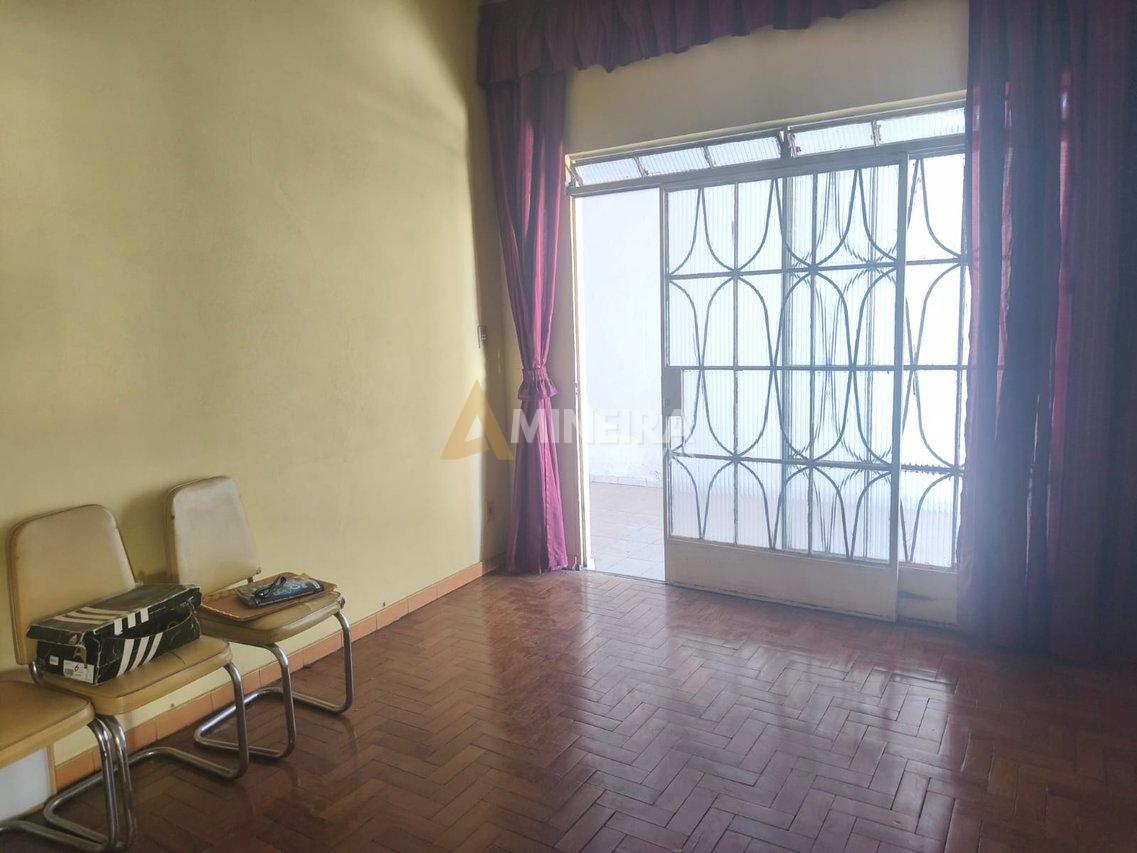 Casa a venda no Bairro Marajo/BH RUA MULUNGU Belo Horizonte - 