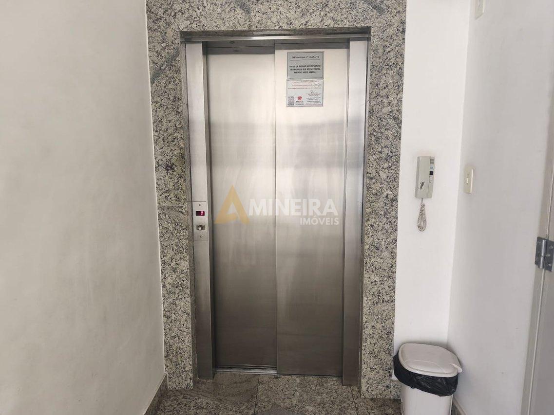 Apartamento a venda 2 quartos e área privativa com 50mt²- Bairro Sta Mônica/BH Rua Érico Veríssimo Belo Horizonte - 