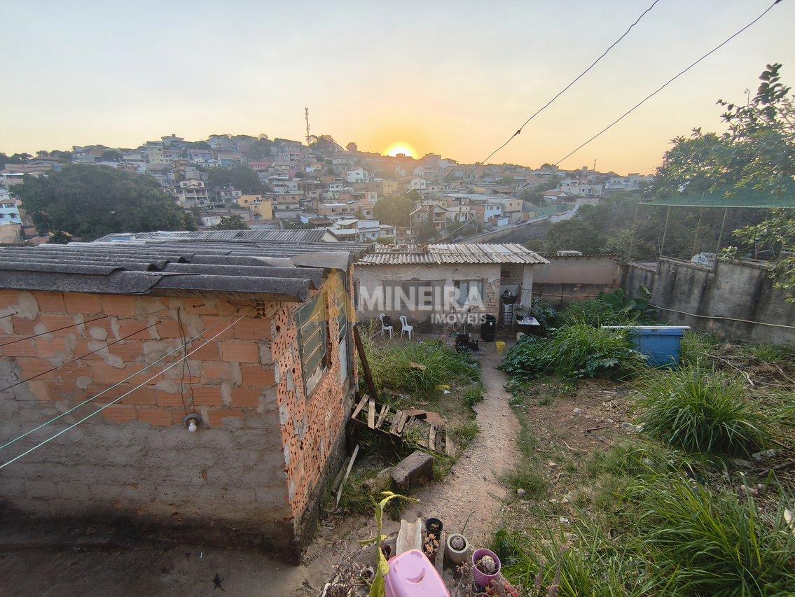 Terreno com 2 quartos, sala, banheiro, cozinha e varanda - Bairro Palmeiras/BH Rua Marcos Coelho Neto Belo Horizonte - 
